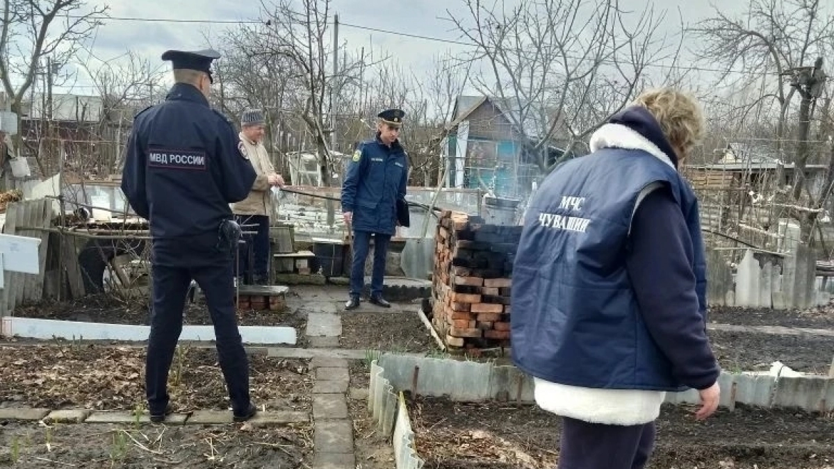 В Новочебоксарске полиция и сотрудники МЧС проверяют дачные участки на нарушения противопожарного режима