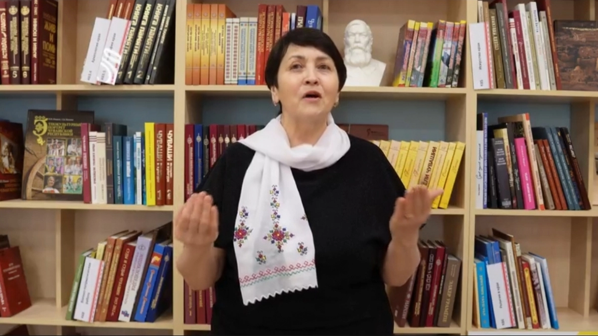 В Новочебоксарске легендарные стихи из фильма "Брат – 2" прочли на чувашском языке