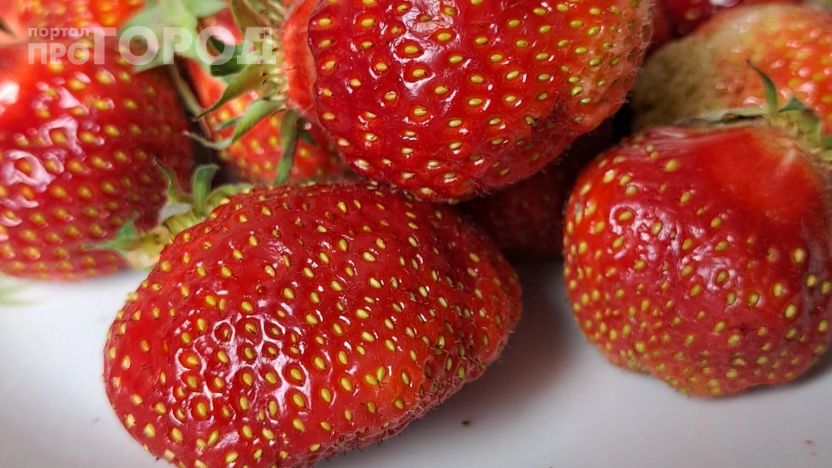 Варенье и морозилка ушли в прошлое: как я заготавливаю клубнику — лежит годами без потери вкуса