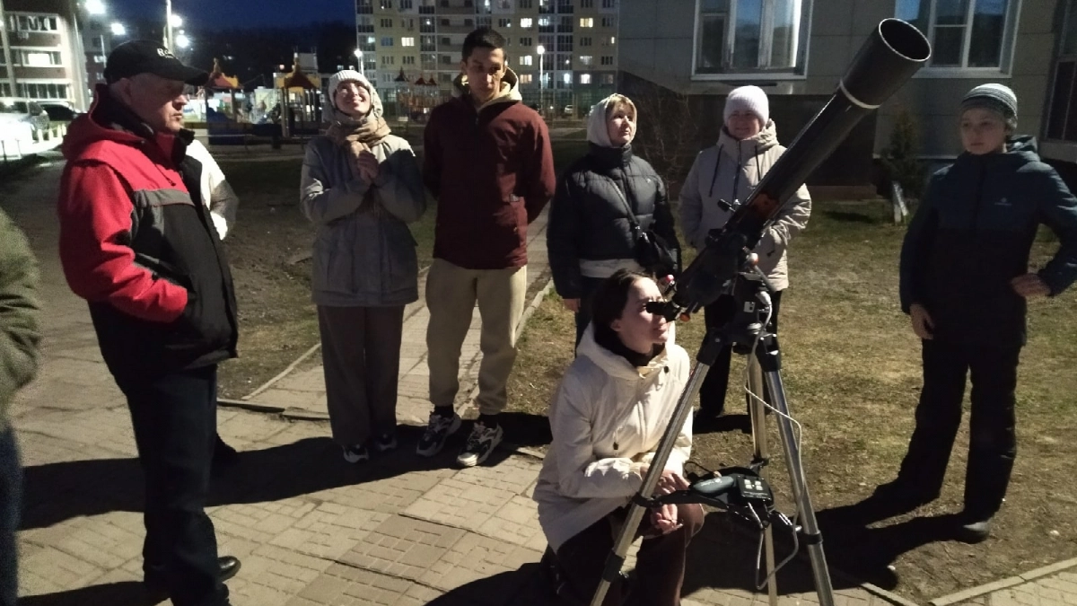 Юпитер и Венера из родного двора: новочебоксарец устроил обсерваторию прямо на улице