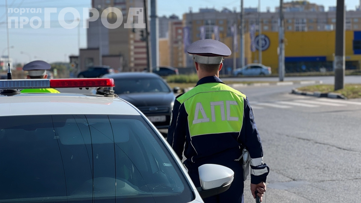 3 фразы — и инспектор отпускает с улыбкой: слова, после которых гаишник теряет интерес к вашей машине