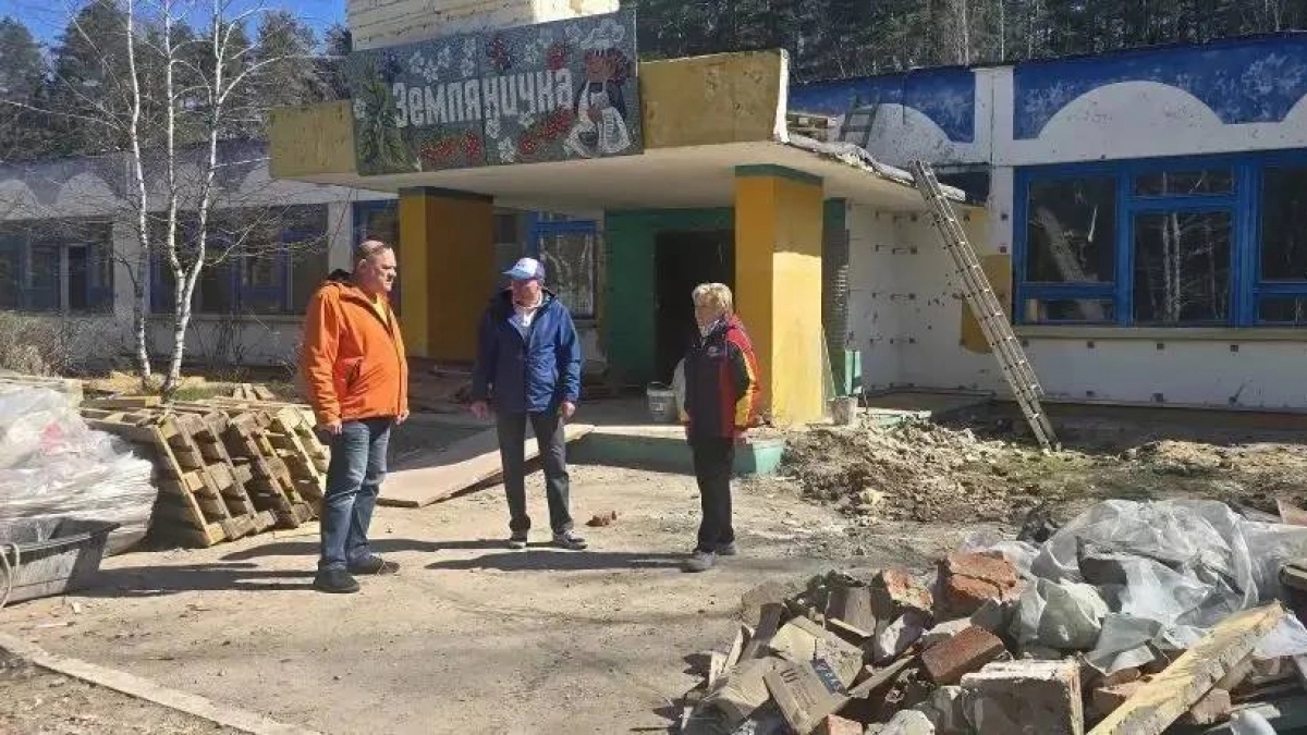 Мэр Новочебоксарска проконтролировал капремонт лагеря “Звездочка”