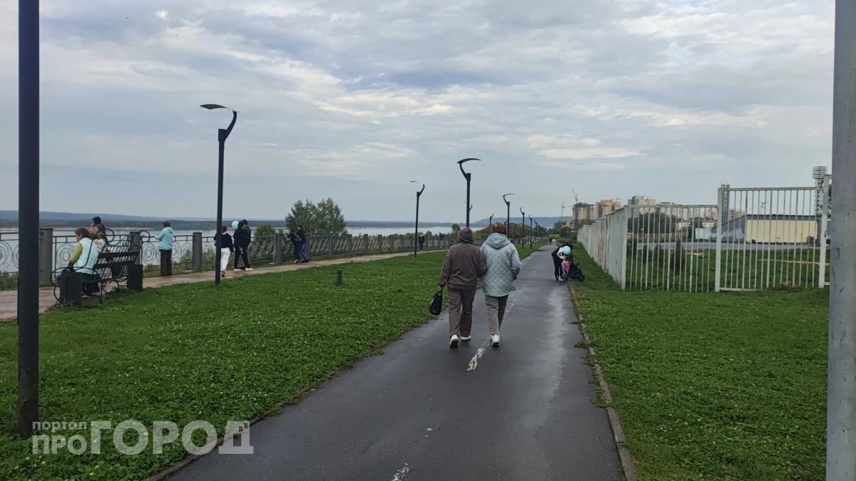Погода еще попляшет: полмесяца дождей и резкое похолодание — синоптики раскрыли прогноз для Центральной России на лето