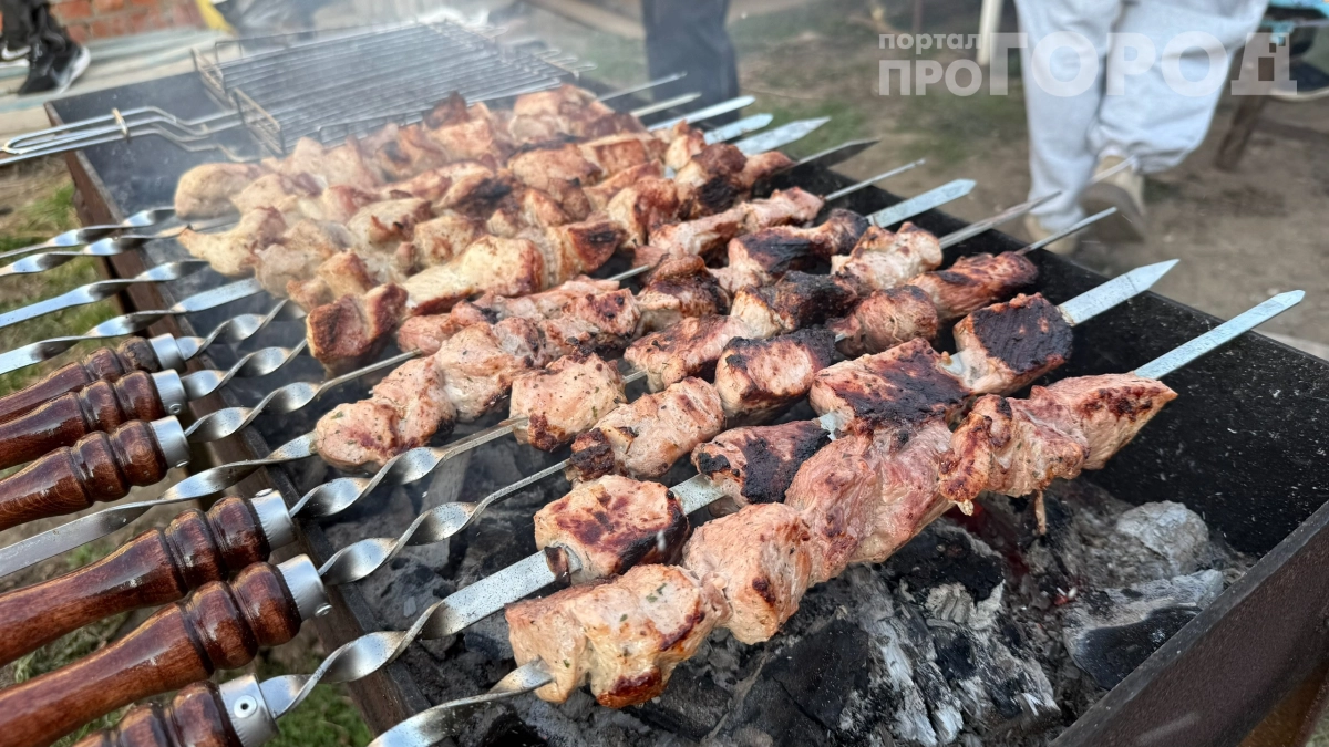 Щепотку в маринад и сочный шашлык обеспечен: что скрывают профессиональные повара