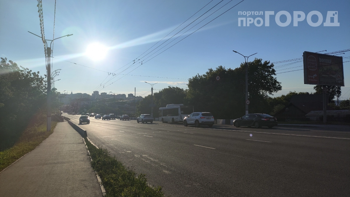 Верховный суд поставил точку — вот что теперь грозит водителям: можно ли идти на обгон через сплошную из‑за трактора