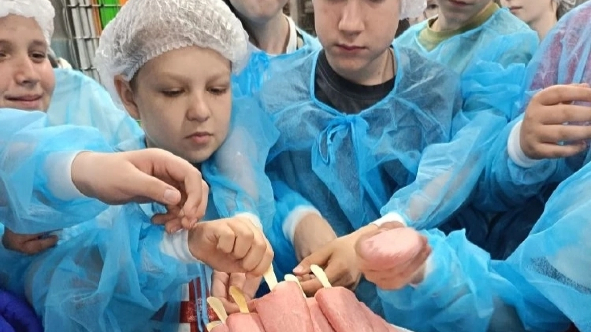 Новочебоксарские школьники побывали на производстве мороженого