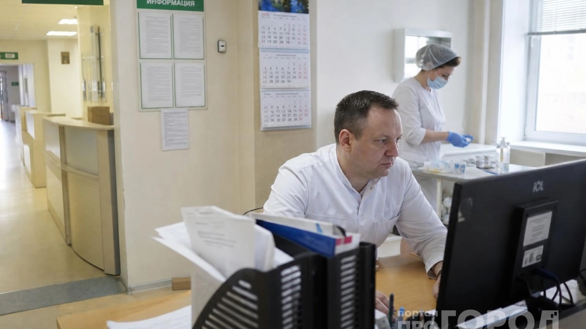 Не просто бумажка для поликлиники: три права по полису ОМС, о которых молчат в регистратуре