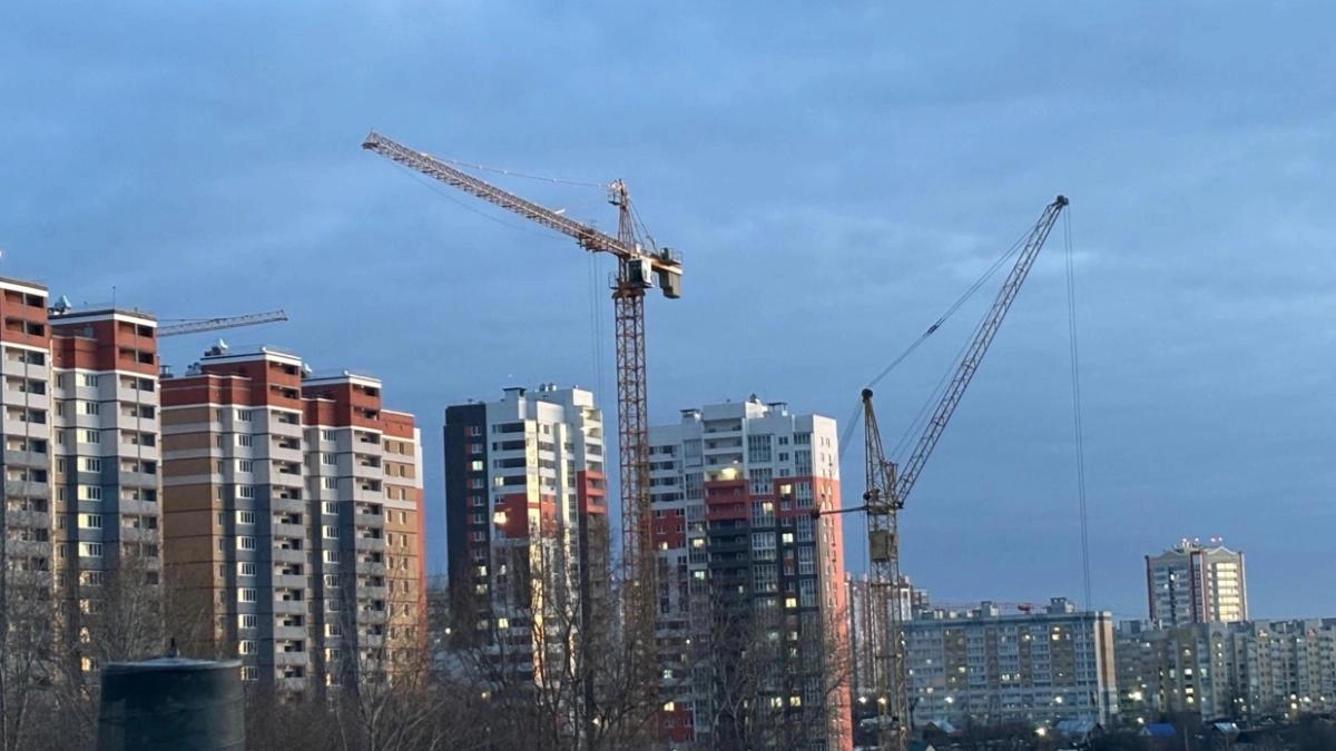 Долги за тепло закрыли выезд за рубеж 4 тысячам жителей Новочебоксарска и Чебоксар