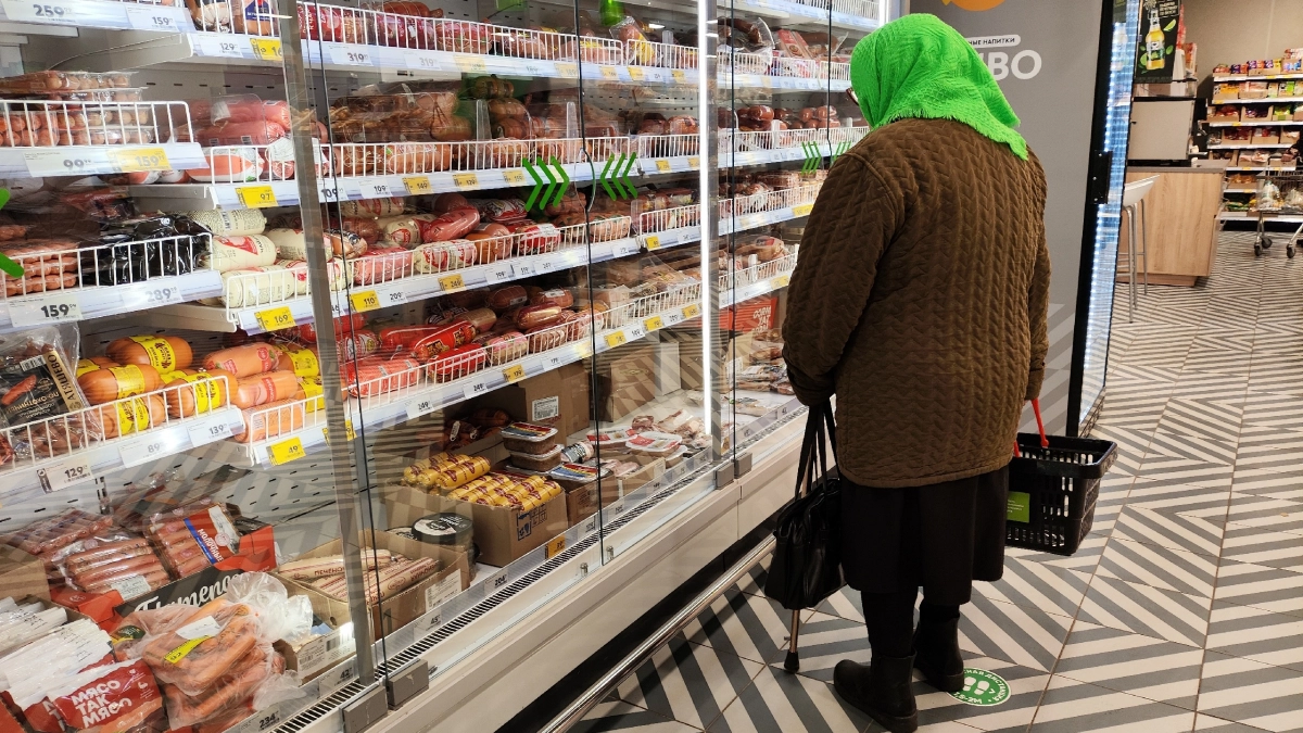 Технолог пищевой промышленности честно ответила: чем отличаются продукты из "Светофора" от аналогов в других супермаркет