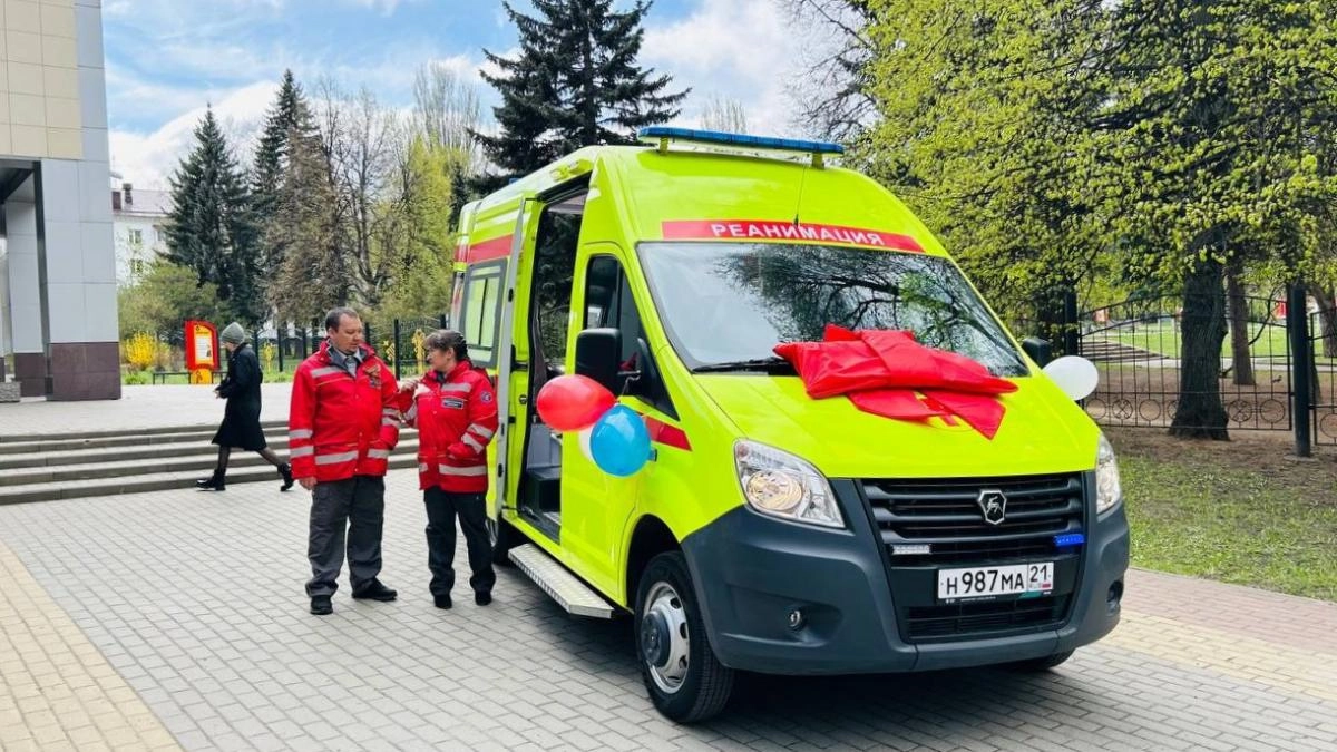 Два реанимобиля с аппаратами ИВЛ и дефибрилляторами закупят в Чувашии
