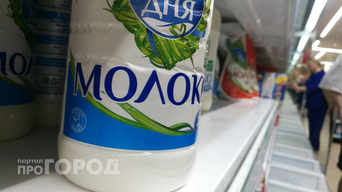 Не кипятите молоко, чтобы не сбежало: смажьте край кастрюли сливочным маслом и пенка не поднимется выше бортика