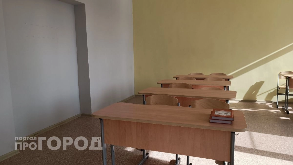 Контрольные с первого сентября: школьники называют это подставой, чиновники - заботой об образовании 