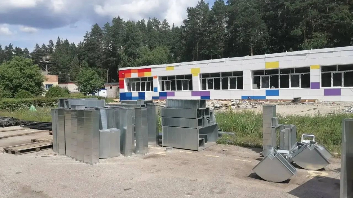 Подрядчик сорвал сроки ремонта популярного у новочебоксарцев детского лагеря "Звездочка"