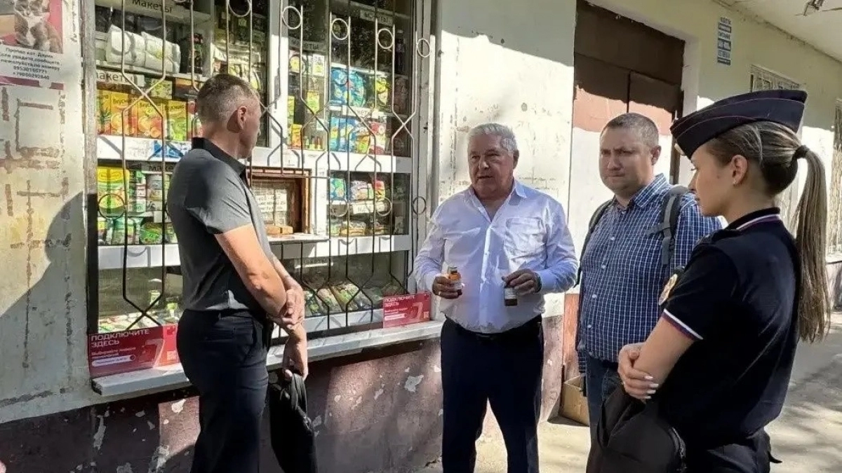 В Новочебоксарске прошел рейд против нелегальной продажи "фанфуриков"