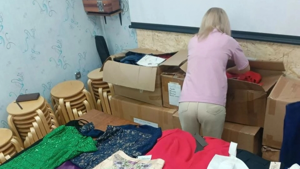 В Новочебоксарске женщинам раздадут новую летнюю одежду