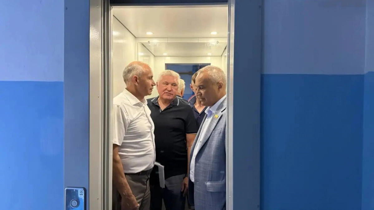 В Новочебоксарске до конца года обновят 76 лифтов