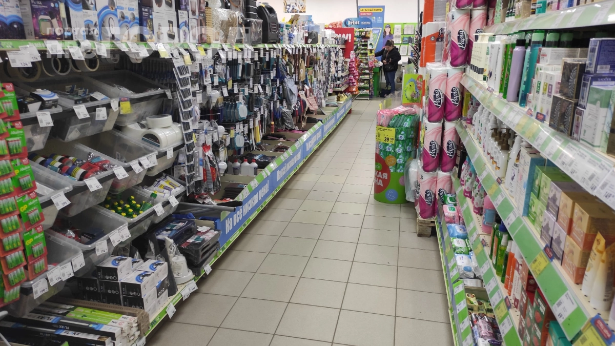 Купила столик за 999 рублей в Fix Price и пожалела: о чем молчат на этикетке