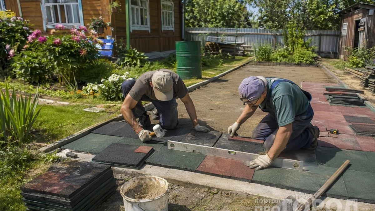 Без дикоросов и заливки: 3 вида трендовых садовых дорожек - стелем единожды и забываем про сорняки и грязь