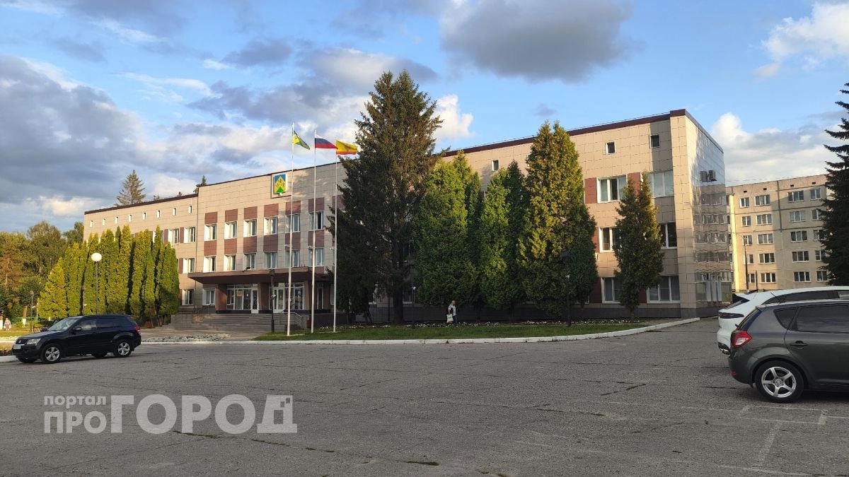 Скандал с зарплатами в Новочебоксарске, новый поселок и грозовое предупреждение: главные новости за 22 июля