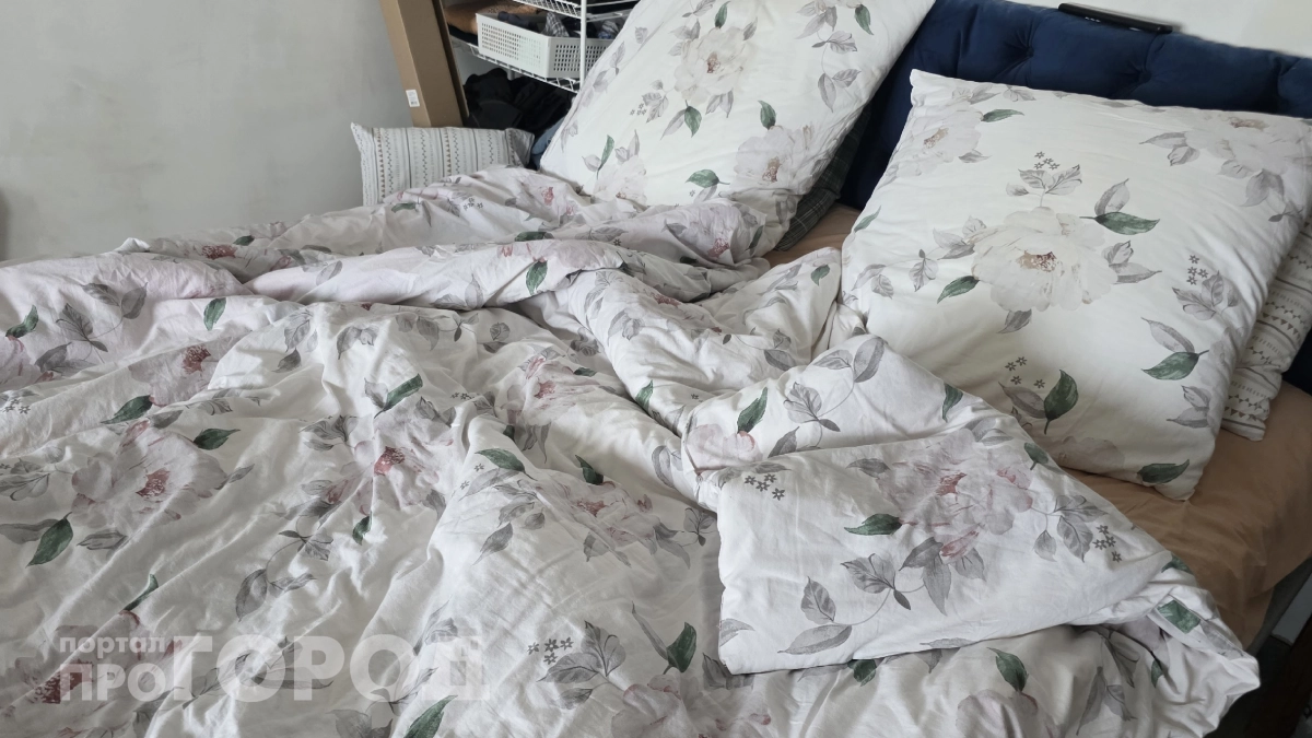 Забудьте про глажку постельного белья: эксперты назвали 3 причины убрать утюг подальше
