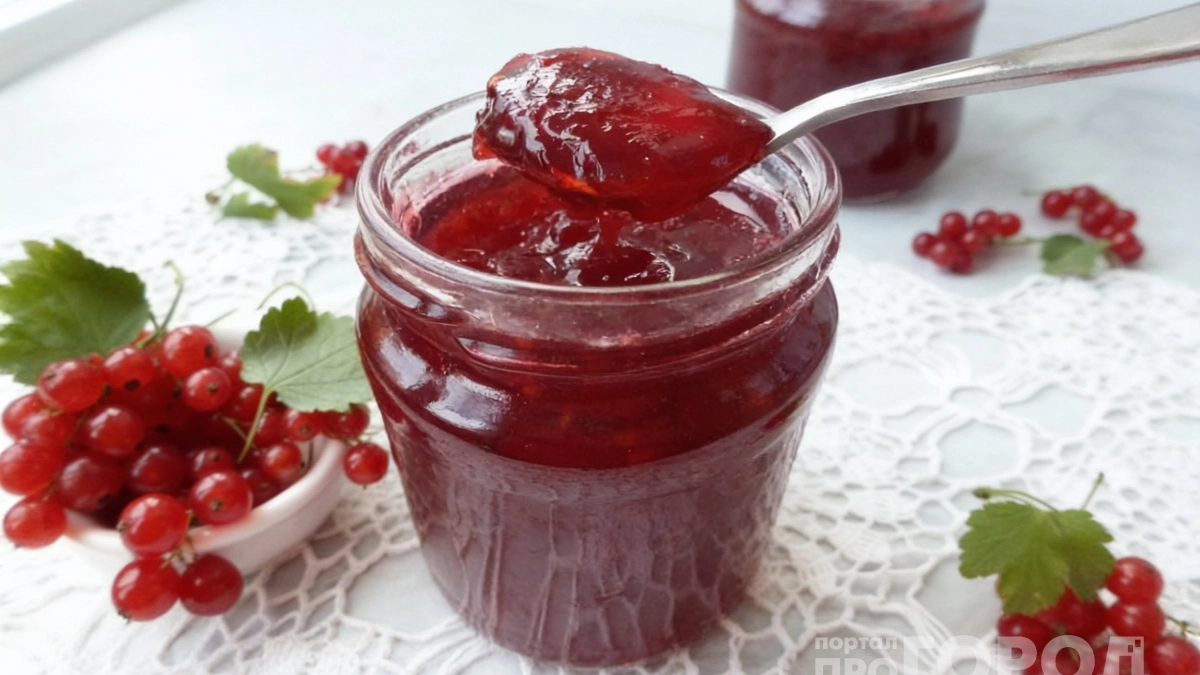 Желе из красной смородины без желатина: мой быстрый рецепт, чтобы ложка стояла и банка хранилась в шкафу