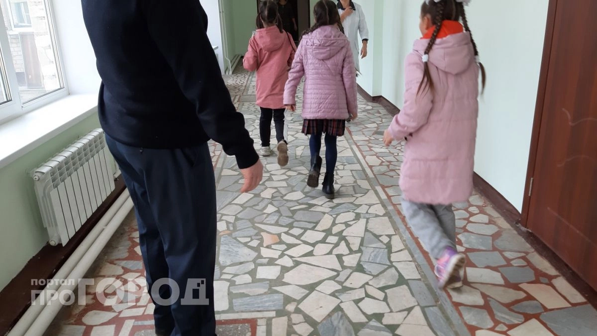 В Чувашии увеличили размер выплаты на покупку школьной формы для детей