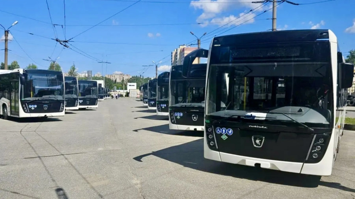 В Новочебоксарск и Чебоксары поставят 76 новых автобусов 
