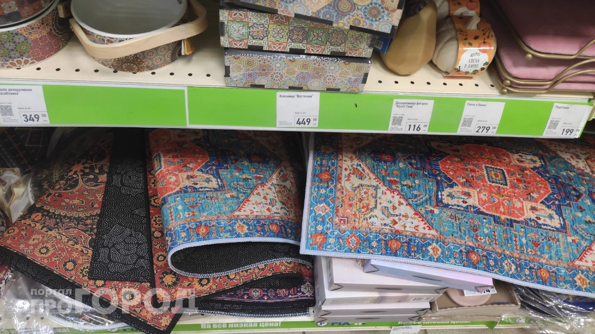 Скупила коврики и марокканский декор в Fix Price за копейки: превратила квартиру в восточный дворец 