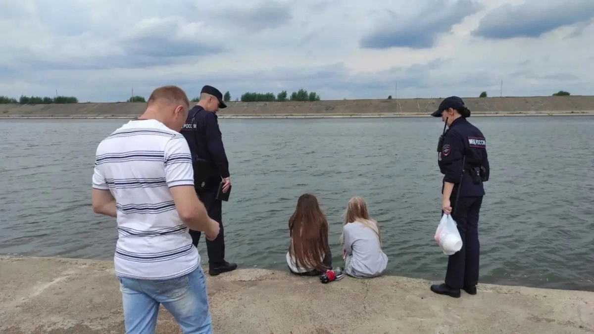 Новочебоксарскую молодежь прогоняют с берега Волги 