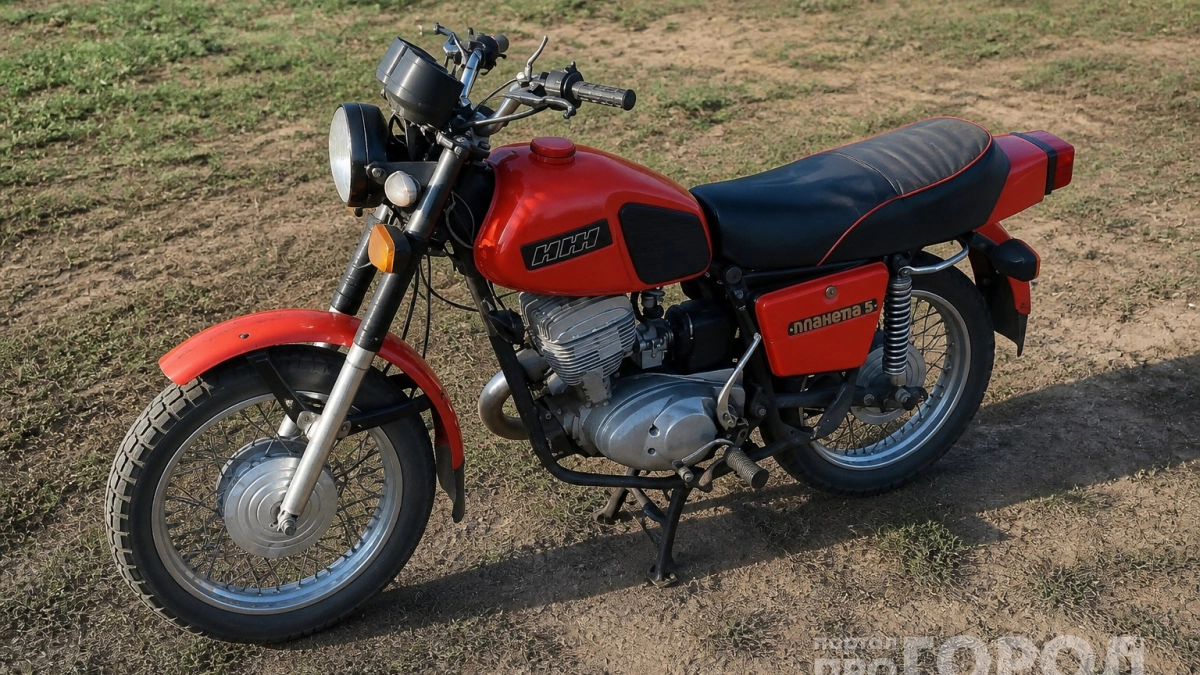 Красная королева против железного пахаря: почему владельцы Jawa 350 и «Иж Планеты-5» спорят до сих пор