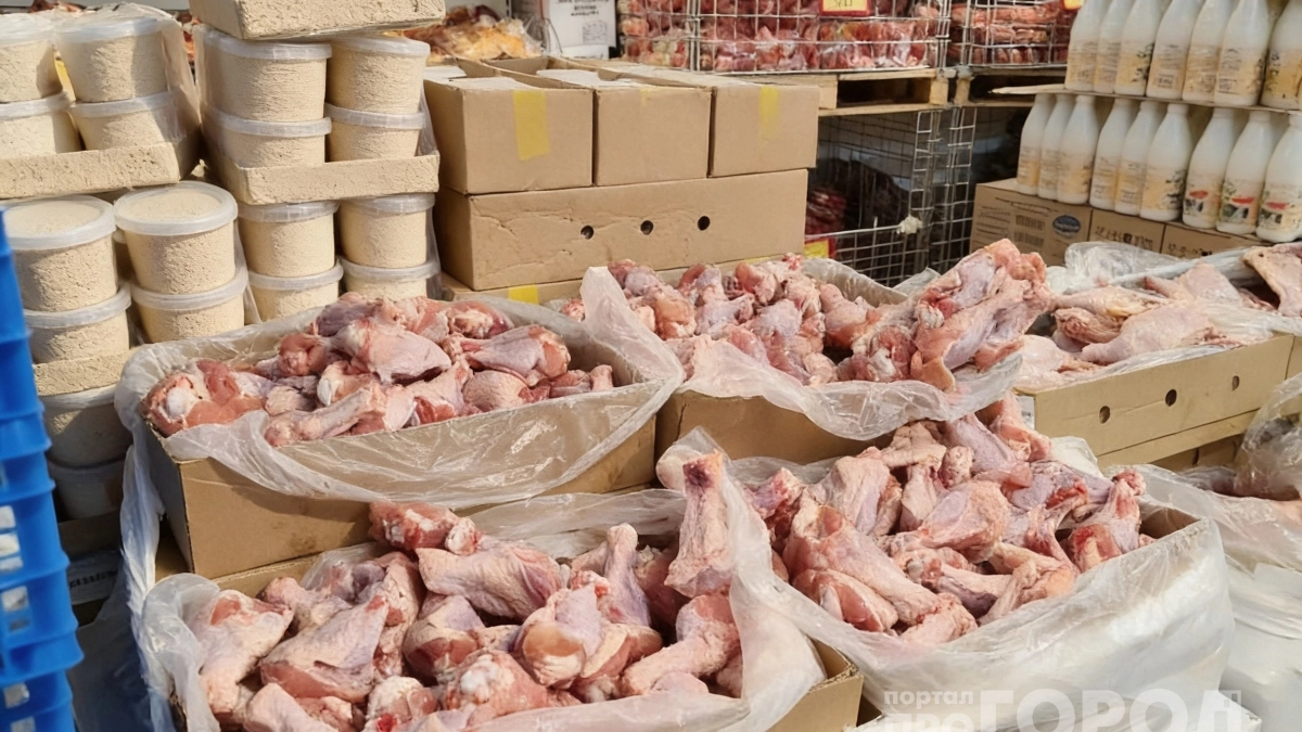 Мясо одинаковое, а цена разная: чем продукт из «Светофора» отличается от аналогов в «Магните» и «Пятёрочке»