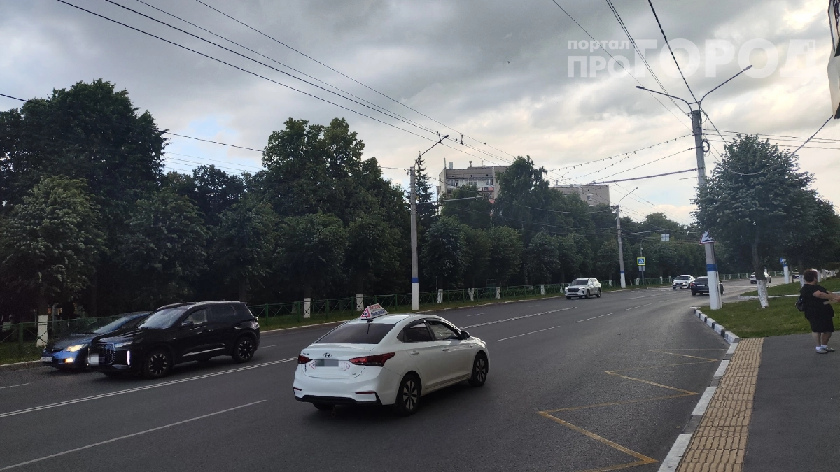 Инспектор ГИБДД подсказал: вот как распознать «подставу» на перекрестке за секунду до аварии