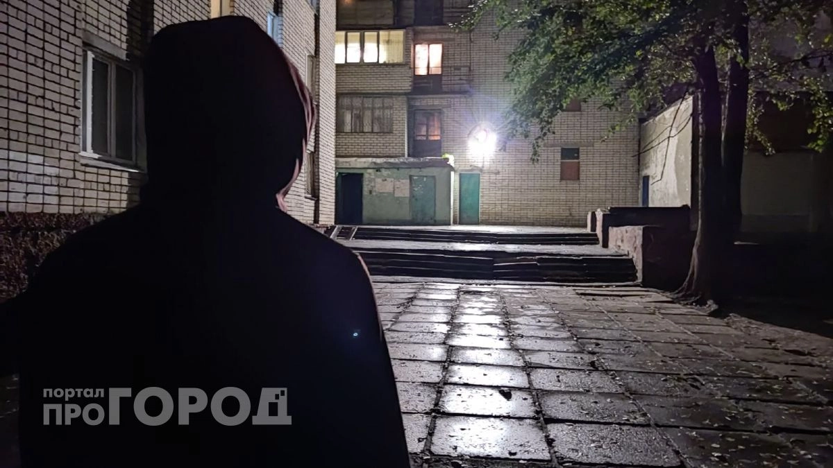 Полиция Новочебоксарска ищет свидетелей жестокого избиения пенсионера на остановке