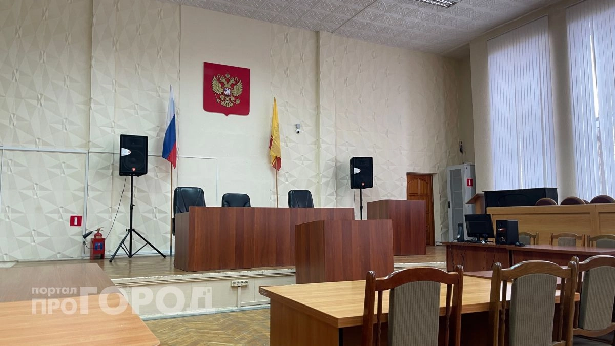 Новочебоксарку отправили на принудительные работы из-за долга перед четырьмя детьми