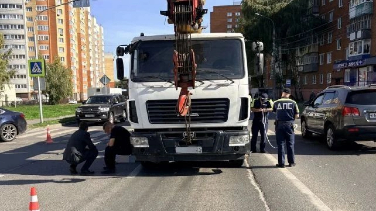 Смертельное ДТП, приговор в клубе и гранты школам: главные новости за 25 сентября