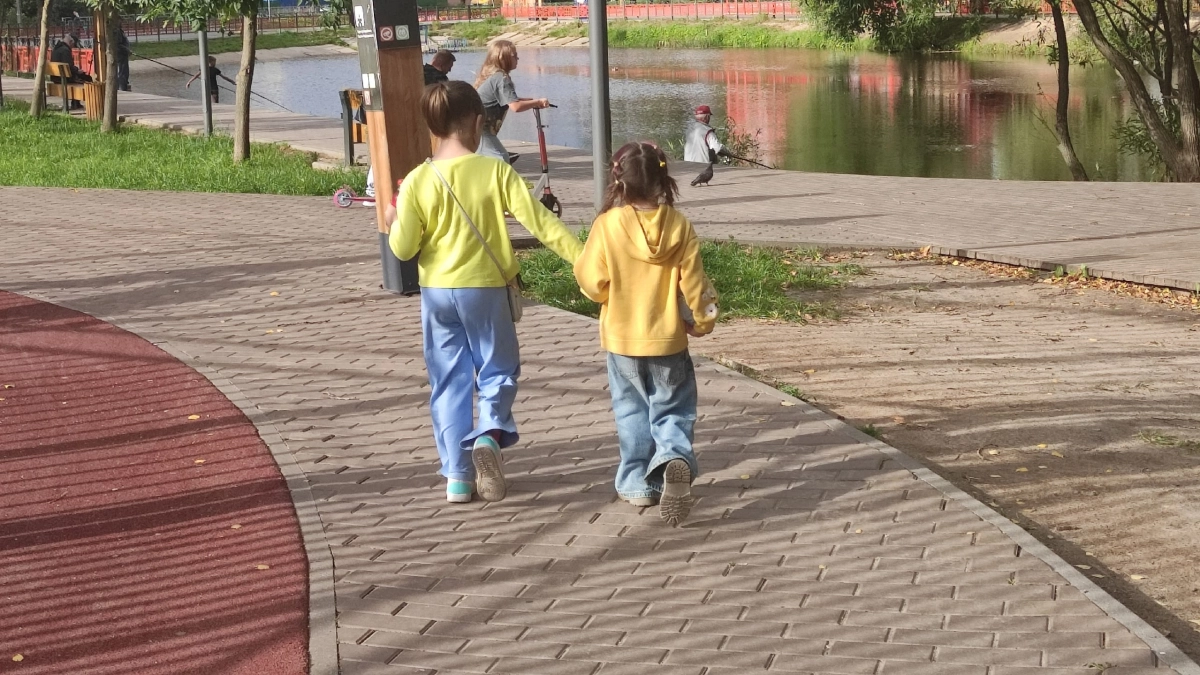 Родились в белой рубашке: люди, рожденные в эти числа, живут под особой защитой мощного ангела-хранителя