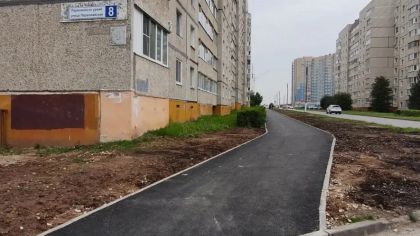В Новочебоксарске проверили благоустройство тротуаров и дворовых зон