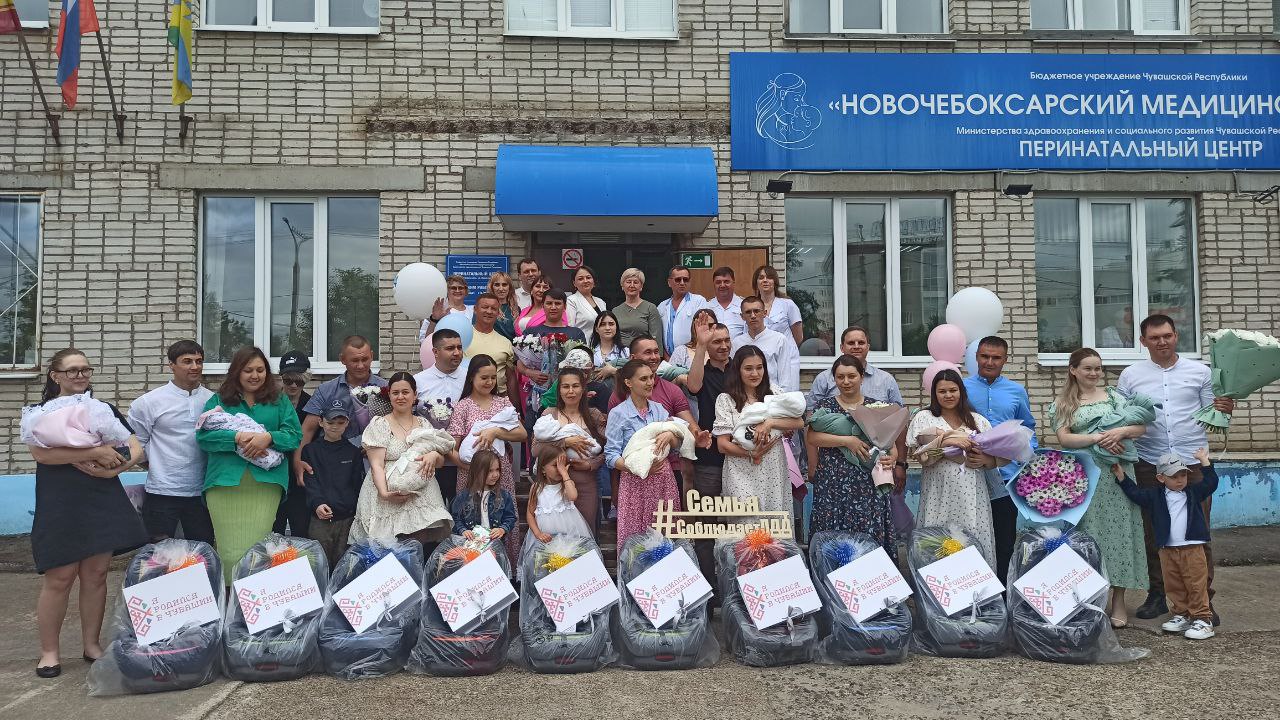 В Новочебоксарске будущие родители прошли мастер-класс по безопасной перевозке детей