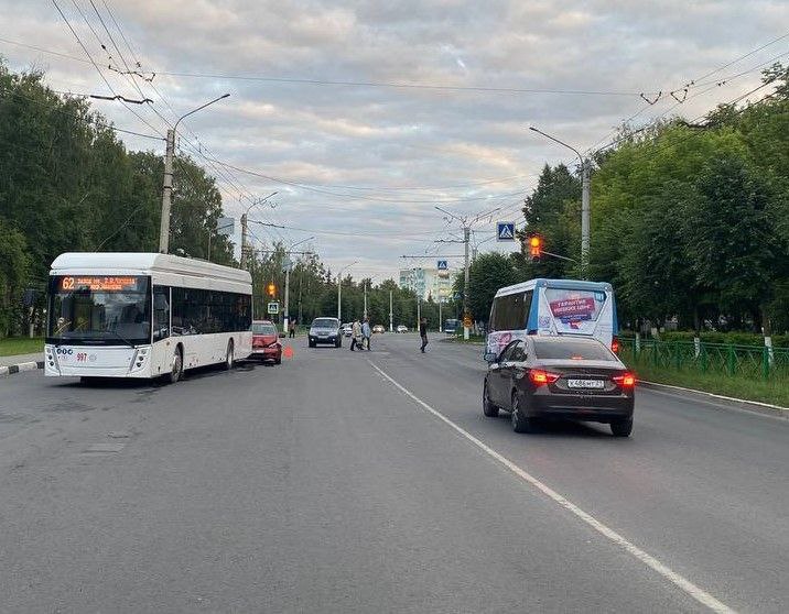 Появились подробности ДТП с участием нового троллейбуса № 62 в Новочебоксарске